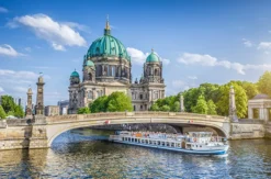 Hubschrauber-Rundflug über Berlin