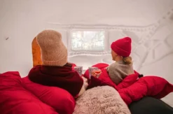Iglu-Übernachtung mit Kinoerlebnis für 2 (1 Nacht)