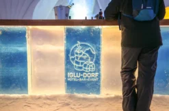 Iglu-Übernachtung mit Kinoerlebnis für 2 (1 Nacht)