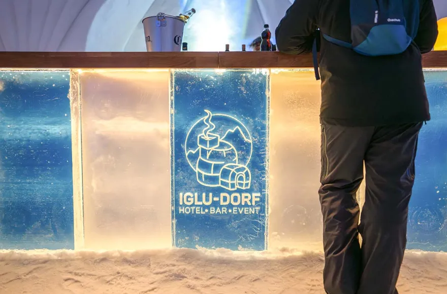 Iglu-Übernachtung mit Kinoerlebnis für 2 (1 Nacht)