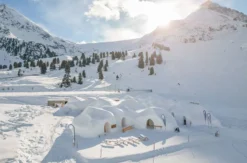 Iglu-Übernachtung mit Kinoerlebnis für 2 (1 Nacht)