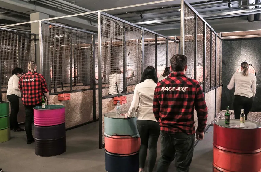 Indoor Axtwerfen Würzburg für 2 (1,5 Stunden)