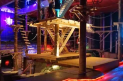 Indoor-Kletterpark in Berlin