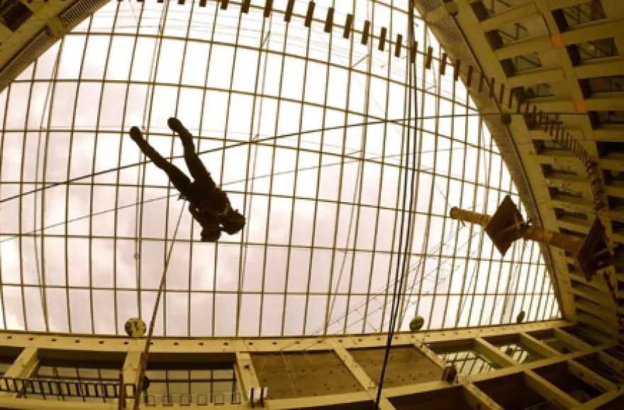 Indoor-Kletterpark in Berlin