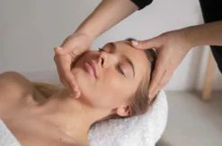 Japanische Gesichtsmassage München