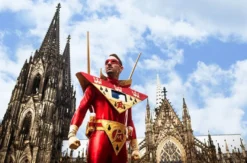 Jecke Stadtführung durch Köln für 2