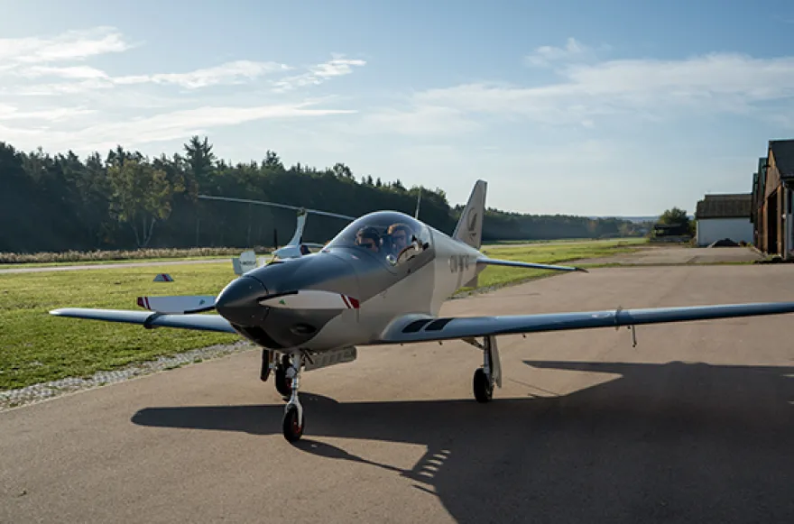 Kampfflugzeug selber fliegen (60 Min.)