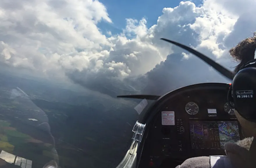 Kampfflugzeug selber fliegen (60 Min.)