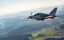 Kampfflugzeug selber fliegen Bruck i.d. OPf. (60 Min.)
