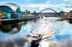Kreuzfahrt Amsterdam - Newcastle für 2