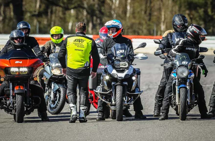 Kurventraining mit dem eigenen Motorrad
