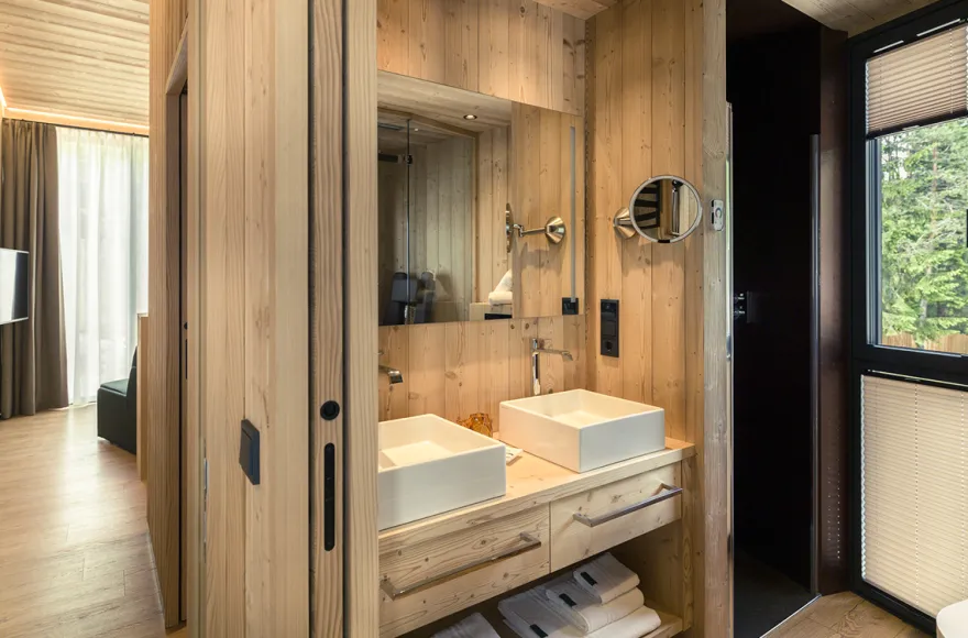 Kurzurlaub im Chalet am Toblacher See für 2 (2 Nächte)