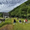 Lama Wanderung mit Yoga & Brunch