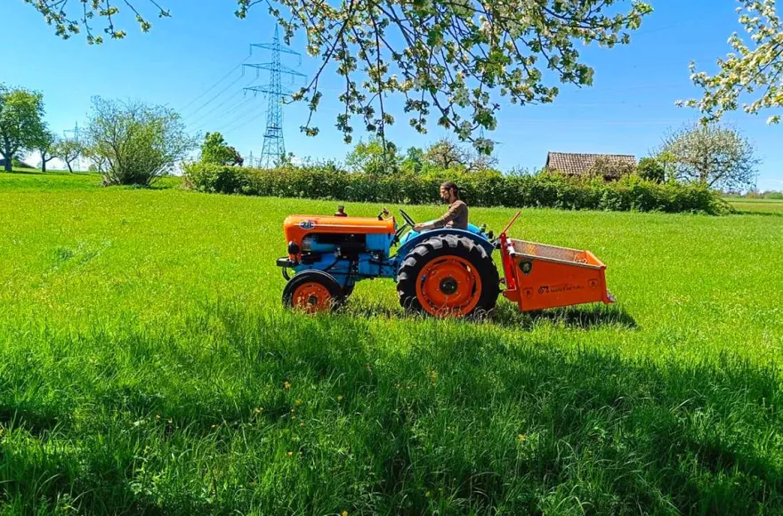 Lamborghini Traktor fahren Sindelfingen (Halbtags)