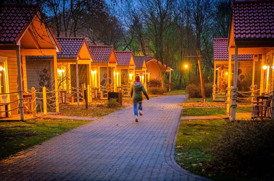 Lichterfestival mit Übernachten im Serengeti-Park für 2 (1 Nacht)