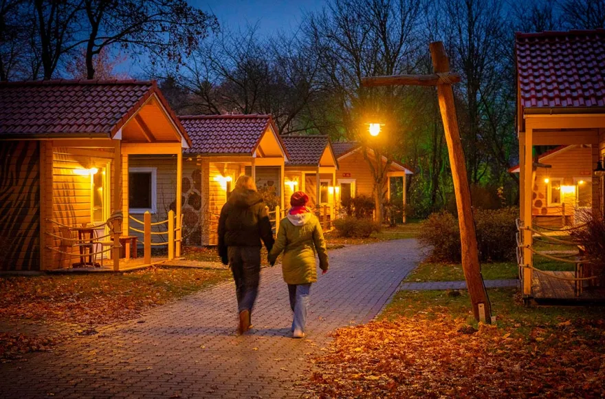 Lichterfestival mit Übernachten im Serengeti-Park für 2 (1 Nacht)