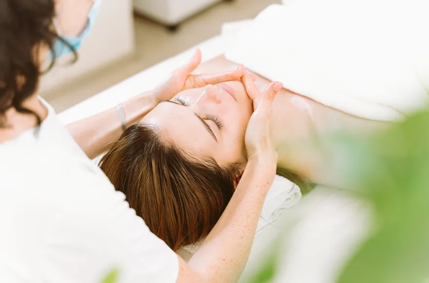 Lymphdrainagen-Massage Löhne (Gesicht)