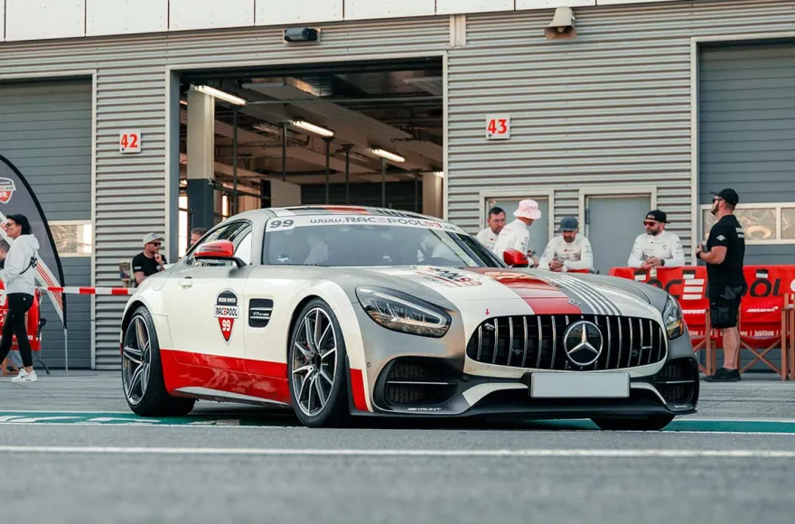 Mercedes AMG selber fahren 14-18 Jahre (5 Rd.)