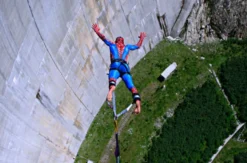 165 Meter Bungy-Sprung am Staudamm Kölnbreinsperre
