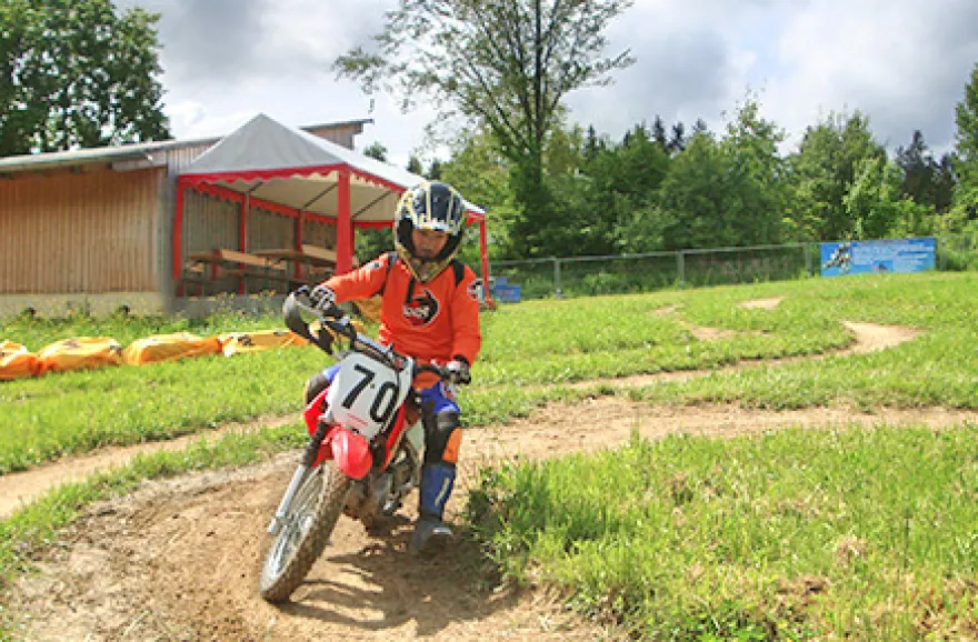 Motocross-Schnupperkurs für Kinder bei Deggendorf