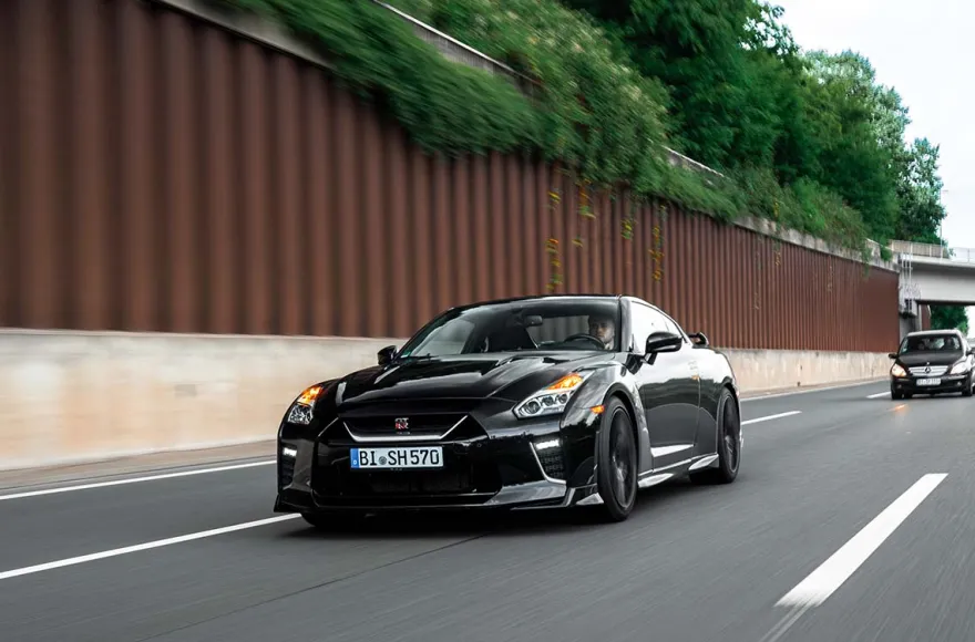 Nissan GTR R35 mieten Bielefeld (1 Std.)