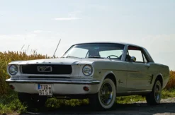 Oldtimer Ford Mustang mieten Krummennaab (1 Tag)