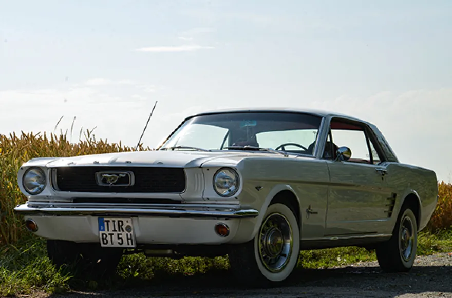 Oldtimer Ford Mustang mieten Krummennaab (1 Tag)