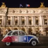 Paris Sightseeing in der Ente für 2