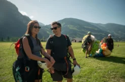 Pärchenflug mit 2 Gleitschirmen