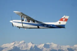 Privat-Rundflug über die Berner Alpen für 2