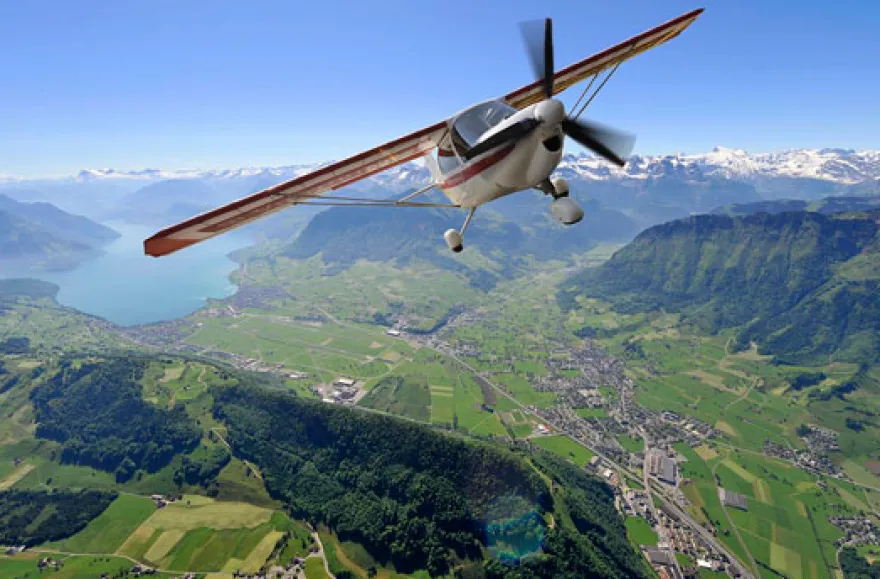 Privat-Rundflug über die Berner Alpen für 2