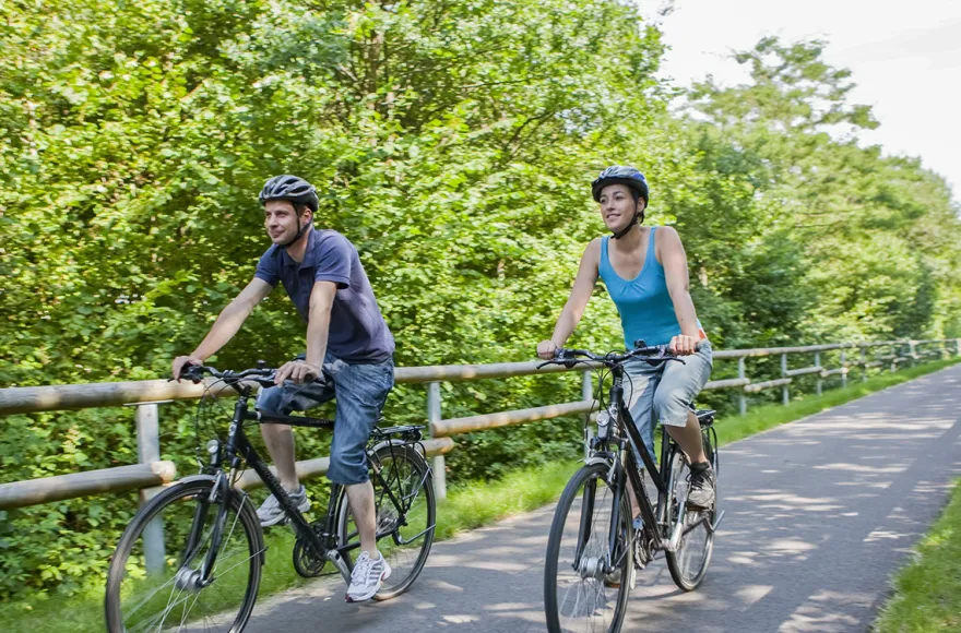 Radtour mit Schifffahrt auf der Mosel und Picknick