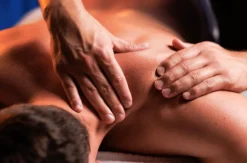 Rücken- und Nackenmassage mit Wärme Bad Salzuflen