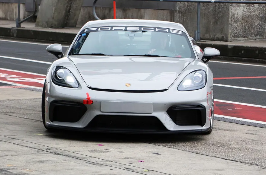 Renntaxi Porsche GT4 fahren Bad Driburg (1,5 Std.)
