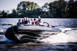 RIB Speedboat fahren in Hamburg (75 Min.)