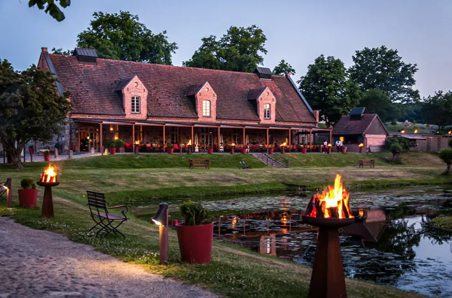 Romantische Übernachtung im Schloss Ulrichshusen für 2 (1 Nacht)