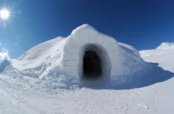 Romantische Iglu-Übernachtung für 2 in der Schweiz