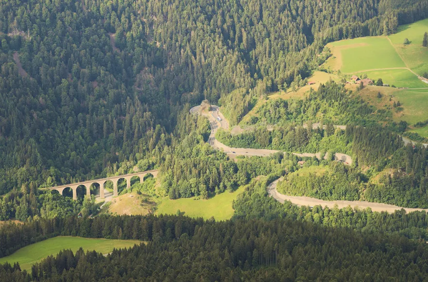 Rundflug im Ultraleichtflugzeug Freiburg im Breisgau (30 Min.)