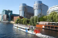 Schifffahrt Berlin (2 Stunden)