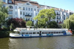 Schifffahrt Berlin (2 Stunden)