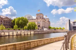Städtetrip Berlin für 2 mit Führung durch den Reichstag