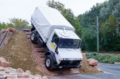 Unimog On- und Offroad fahren in Sinsheim