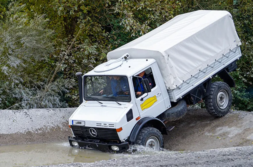 Unimog On- und Offroad fahren in Sinsheim