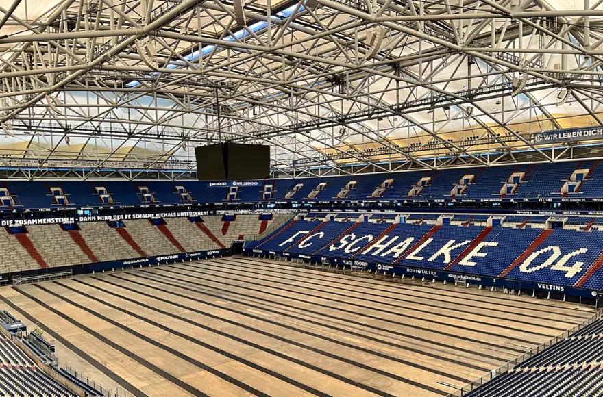 VW Bulli Tour und Schalke Arena