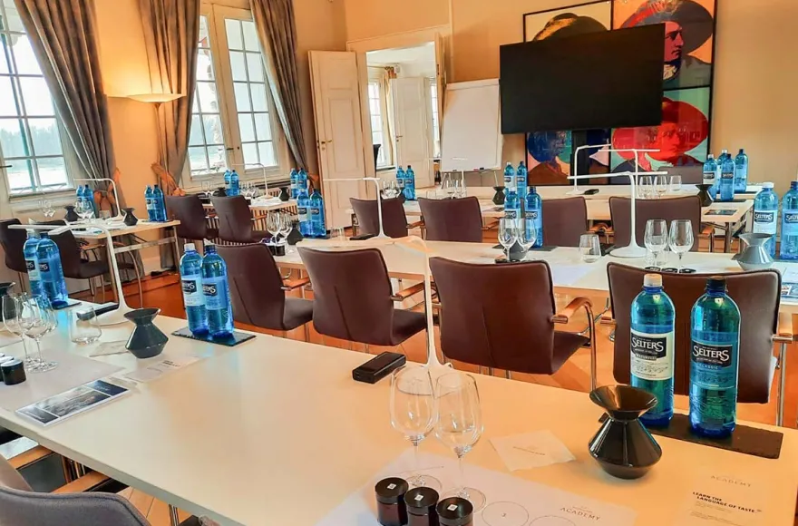 Wein-und Schaumweinseminar in der Villa Mumm Eltville
