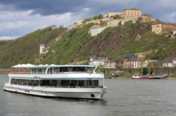 Weinwanderung und Schifffahrt auf der Mosel Traben-Trarbach