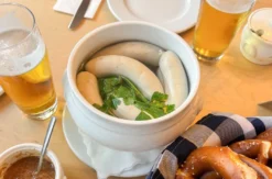 Weißwurstfrühstück auf der Zille Regensburg (Mo-Fr)