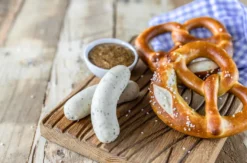 Weißwurstfrühstück auf der Zille Regensburg (Mo-Fr)