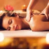 Wellness Massage mit Ganzkörperpackung