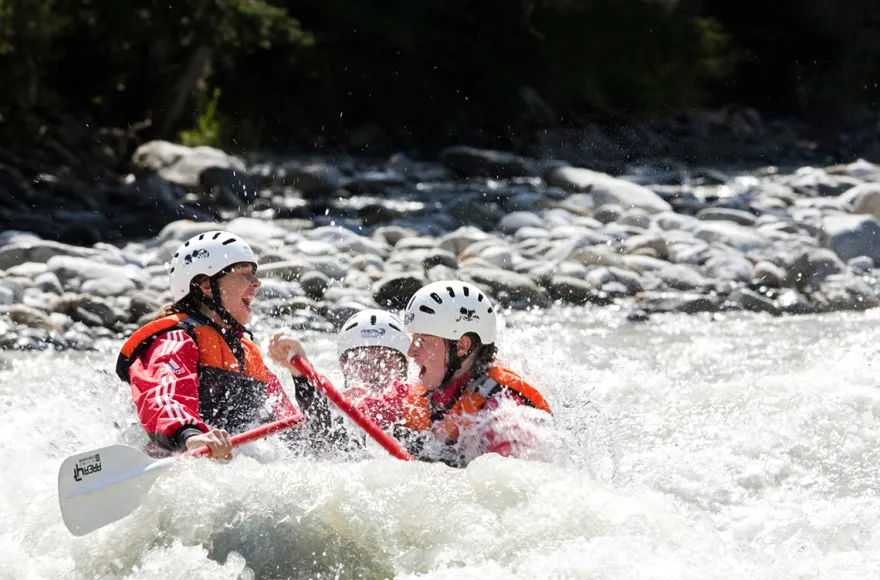 Wildwasser-Rafting im 3er-Boot im Ötztal